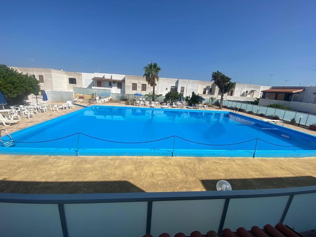 הוילה טורה לפילו Villino Sabrina Con Piscina מראה חיצוני תמונה